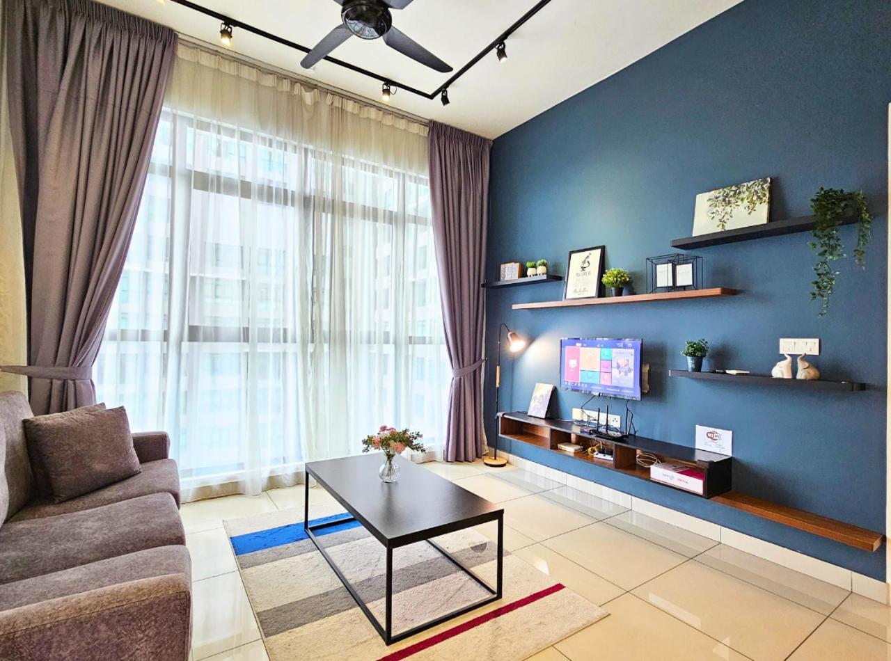 Conezion Near Ioi City Mall, Maeps Serdang, Putrajaya By Cloud Host エクステリア 写真