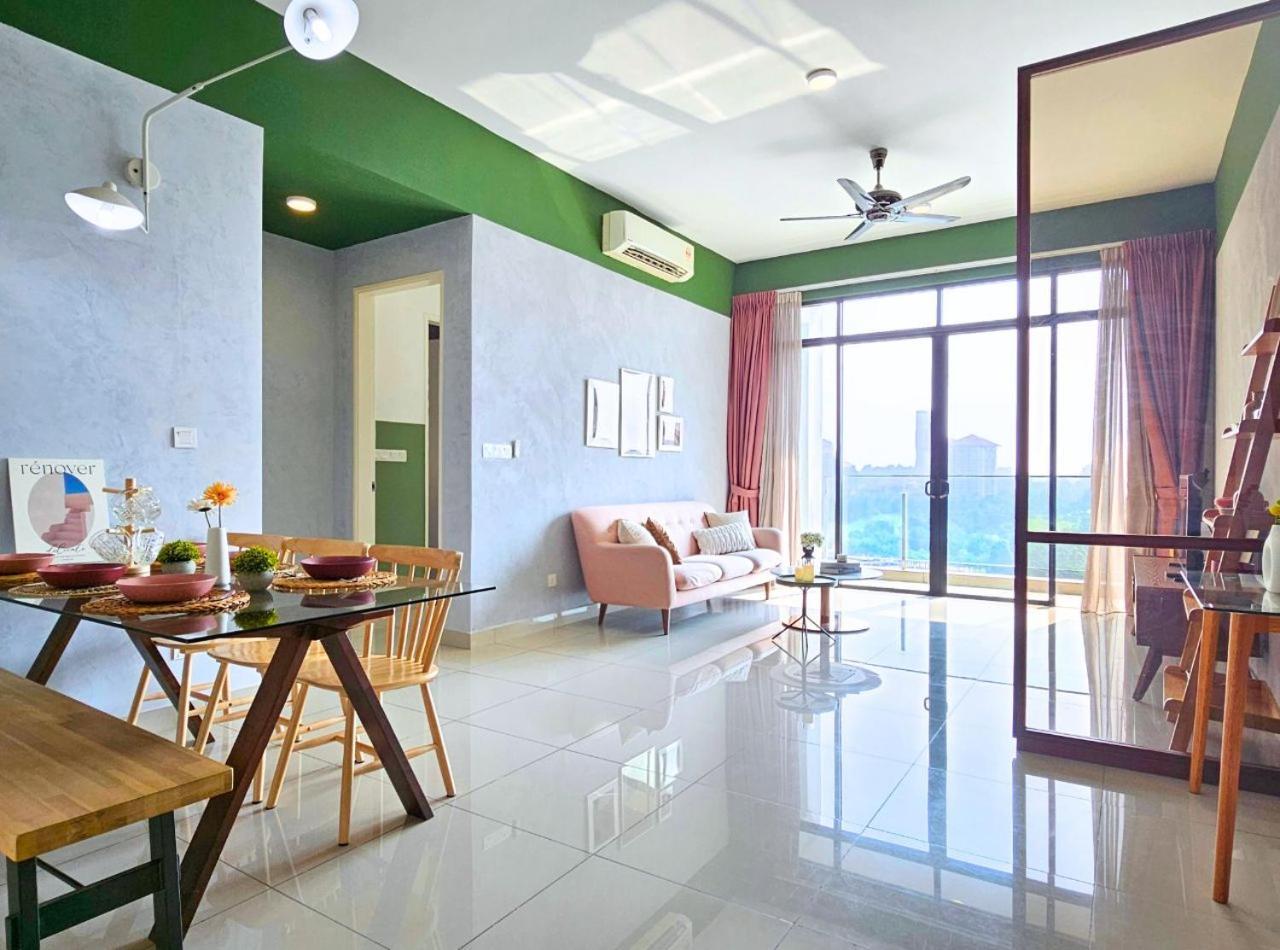 Conezion Near Ioi City Mall, Maeps Serdang, Putrajaya By Cloud Host 部屋 写真