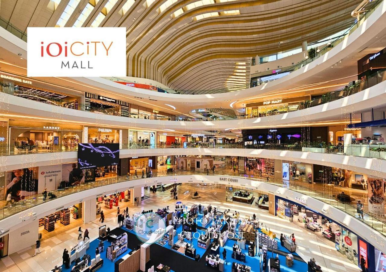 Conezion Near Ioi City Mall, Maeps Serdang, Putrajaya By Cloud Host エクステリア 写真